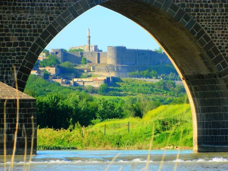 ANKARA ÇIKIŞLI UÇAKLI BUTİK DİYARBAKIR TURU