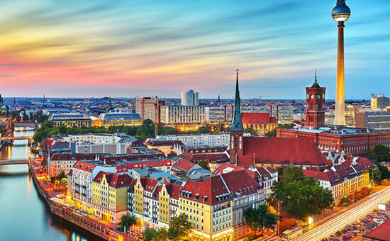 BERLİN VE HALLSTATT ILE BİR ORTA AVRUPA MASALI TURU Pegasus Havayolları ile 7 gece 2026 YAZ / ÖĞLEN GİDİŞ ÖĞLEN DÖNÜŞ / PRG BUD