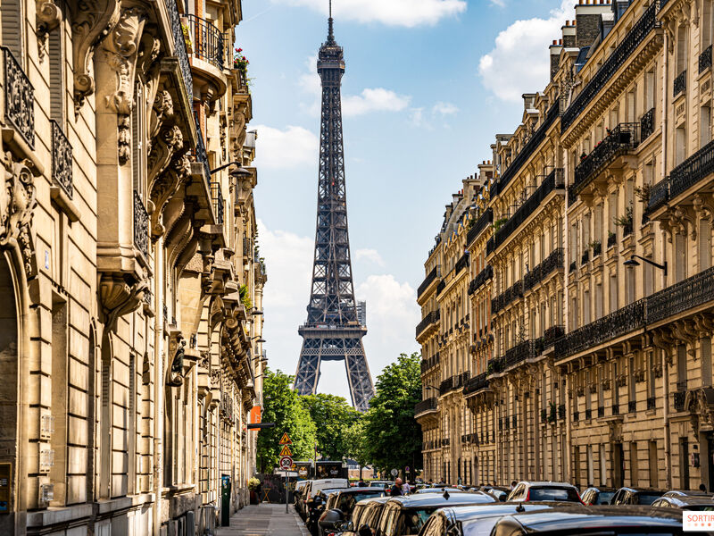 ANKARA`DAN DİREKT SEFER İLE DOLU DOLU PARİS ß DİSNEYLAND TURU