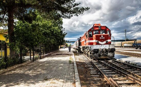 TURİSTİK DOĞU EKSPRESİ İLE KARS ERZURUM TURU Uçak İle Gidiş Tren İle Dönüş