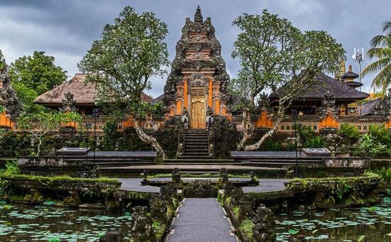 HARİKALAR DİYARI BALİ`DE DENİZ,  UBUD`DA KÜLTÜR ROTASI